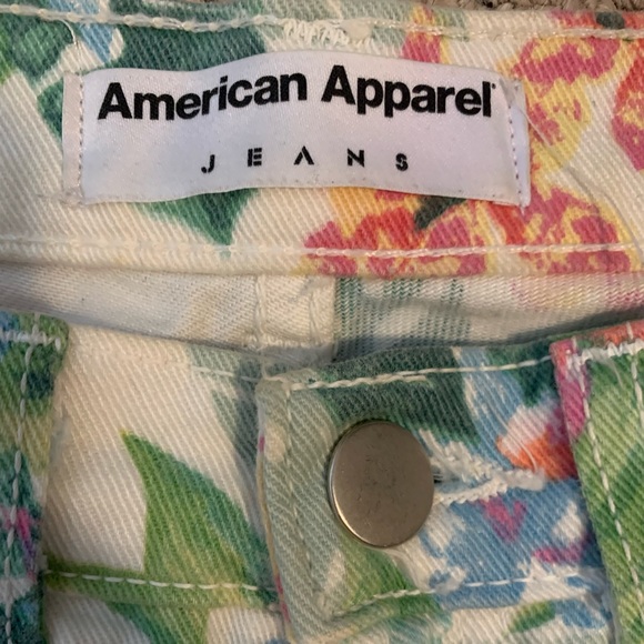 American Apparel high waisted flamingo print shorts - Picture 4 of 5
